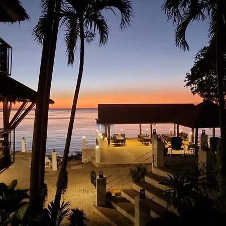 Aquaventure Reef Club Hotell Mabini  Exteriör bild