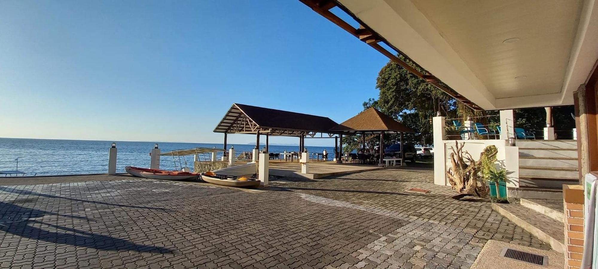 Aquaventure Reef Club Hotell Mabini  Exteriör bild